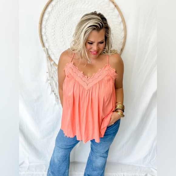 Blakeley Tops - Blakeley Lace Cami in Coral - 2X